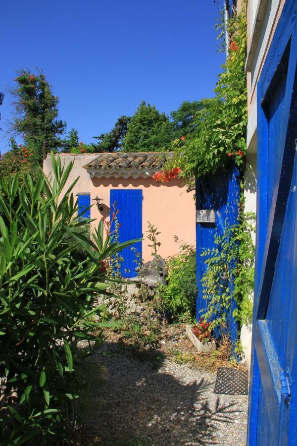 Le Mas De La Cigale Bleue, Caumont Sur Durance エクステリア 写真